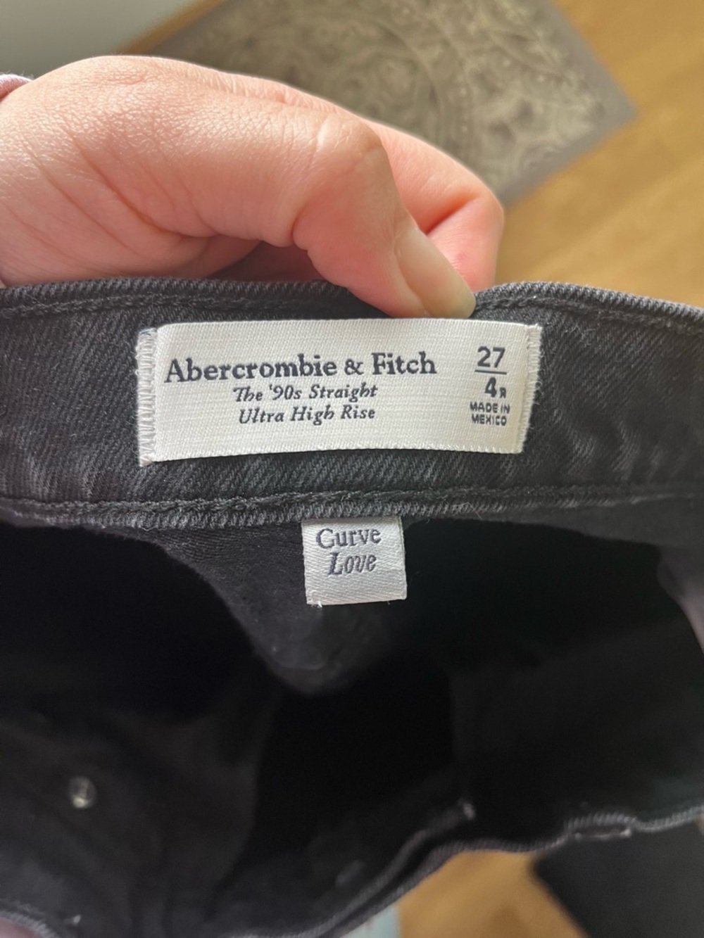Abercrombie & Fitch Curve Love Ultra High Rise 90s Straight Jean Black - Picture 10 of 13